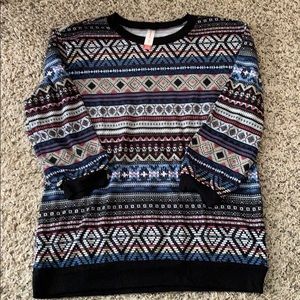 No Boundaries Pullover Top